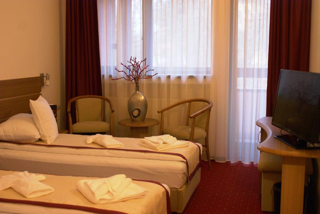 Hotel Carpati Predeal Chambre photo