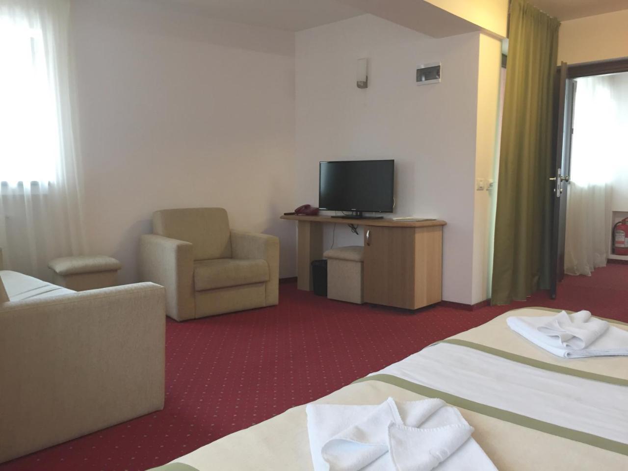 Hotel Carpati Predeal Extérieur photo